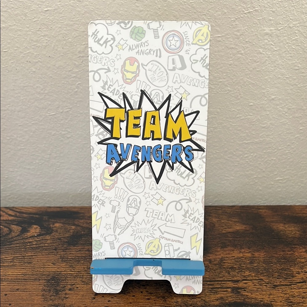 Marvel Avengers Phone Stand Wooden Superhero Kids Gifting Disney